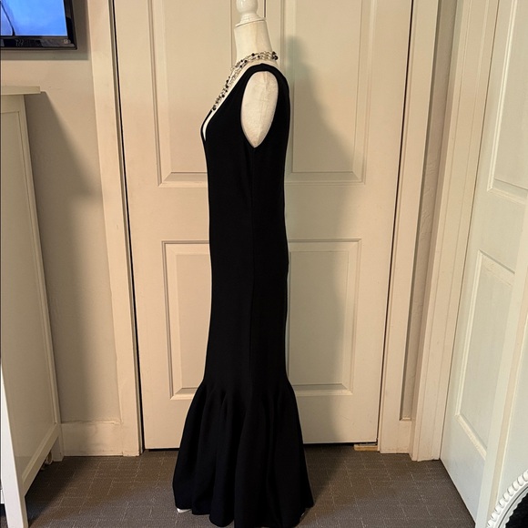 Stella McCartney Elegant Black Maxi Dress - Picture 2 of 5